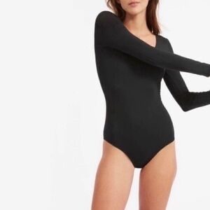 NWT Everlane Long Sleeve V Neck Bodysuit Black Supima Cotton Medium